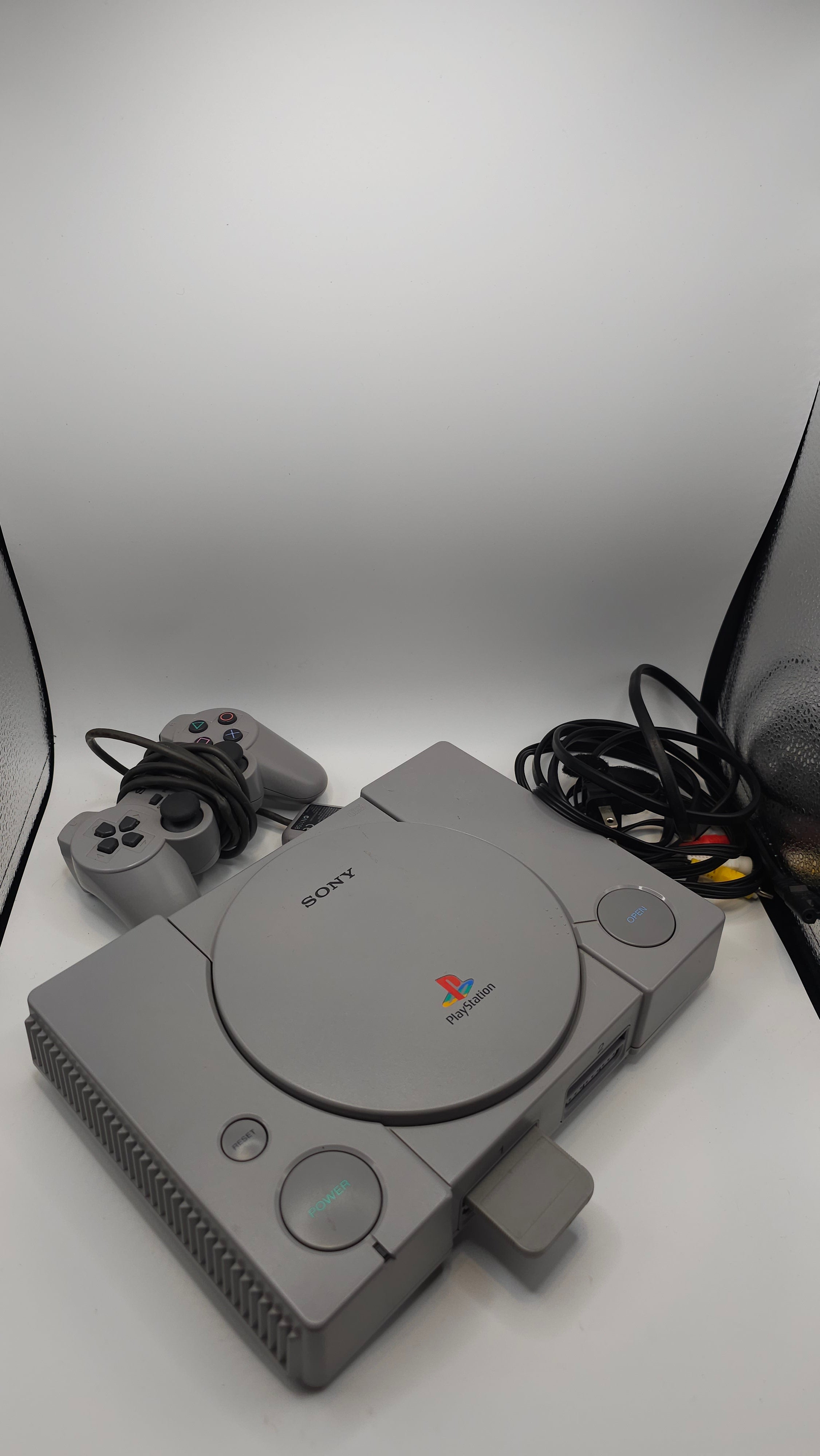 Playstation 1 Console With Controller