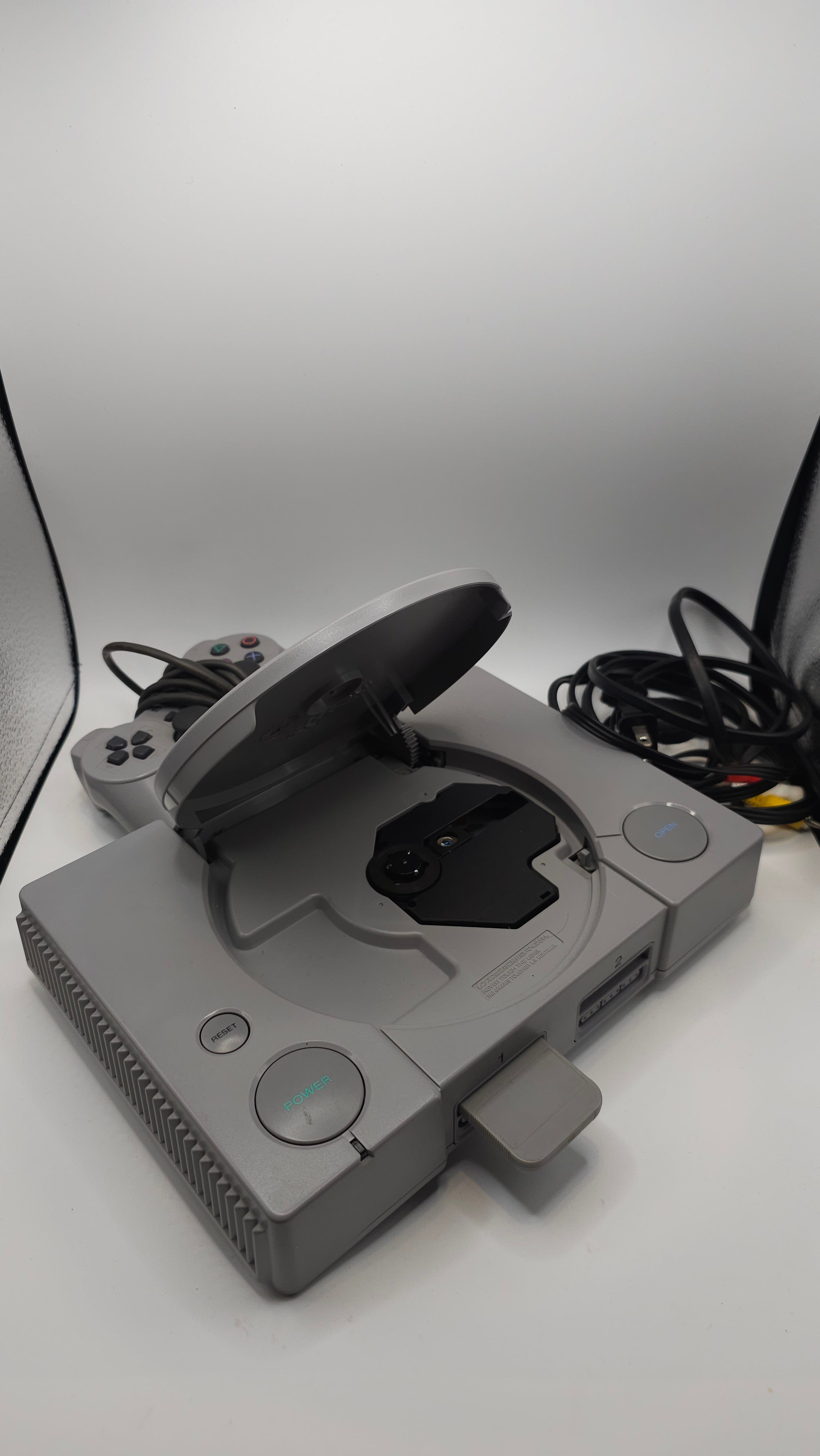 Playstation 1 Console With Controller